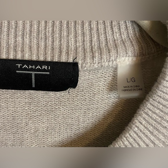 Women’s Tahari Grey Crew Neck Sweater, Large - Picture 3 of 6